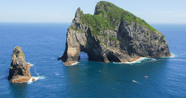 Bay Of Islands Hole in The Rock Private Tour - Photo 1 of 1